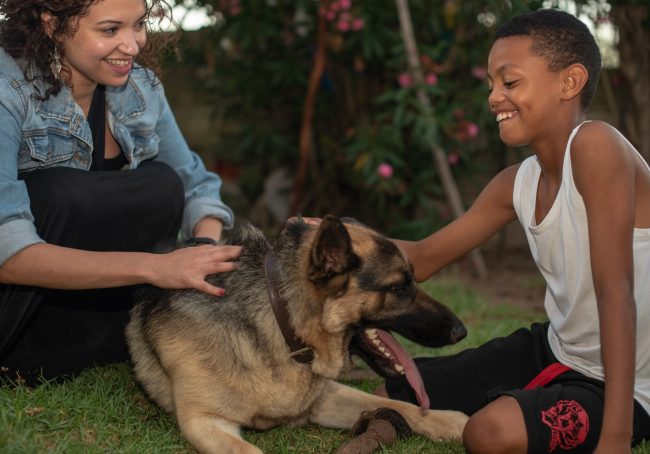family-having-a-candid-moment-with-their-pet.jpg